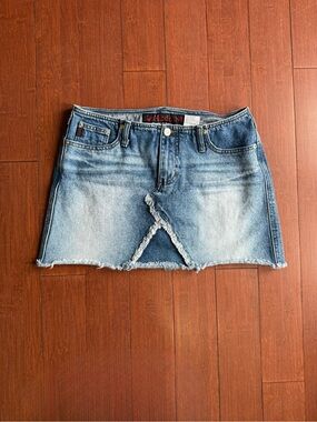 Mudd Y2K Distressed Denim‎ Mini Skirt – 11
